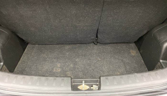 2017 Maruti Swift VDI ABS, Diesel, Manual, 31,960 km, Boot Inside