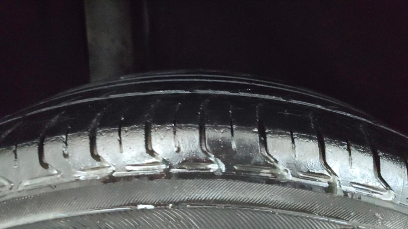 2017 Maruti Vitara Brezza VDI (O), Diesel, Manual, 1,32,540 km, Right Rear Tyre Tread