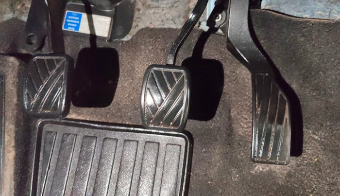 2017 Maruti Vitara Brezza VDI (O), Diesel, Manual, 1,32,540 km, Pedals