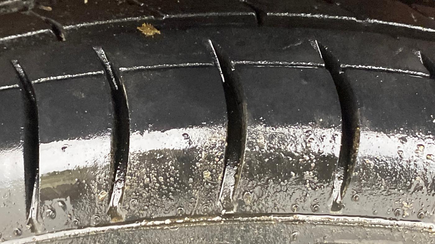 2013 Maruti Alto K10 VXI, Petrol, Manual, 24,226 km, Left Front Tyre Tread