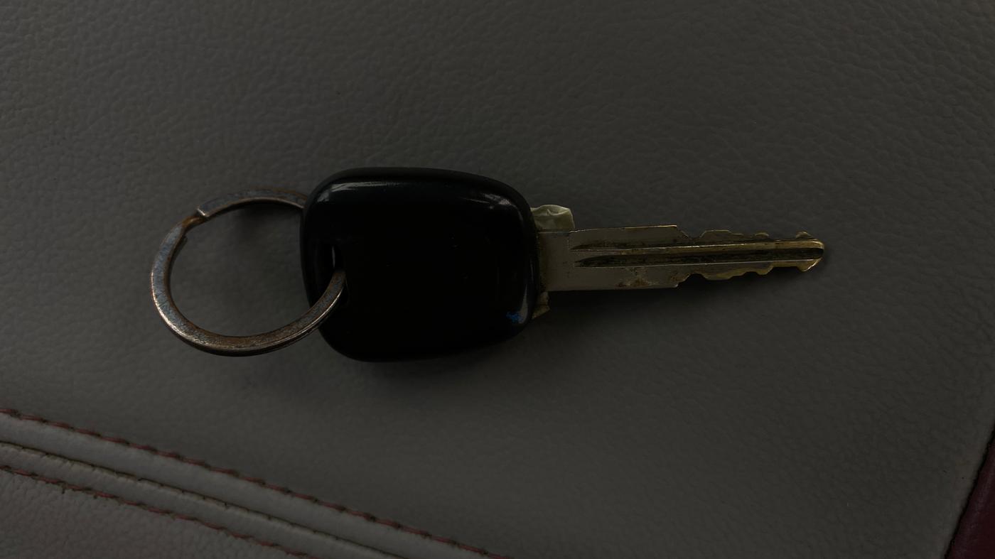 2013 Maruti Alto K10 VXI, Petrol, Manual, 24,226 km, Key Close Up
