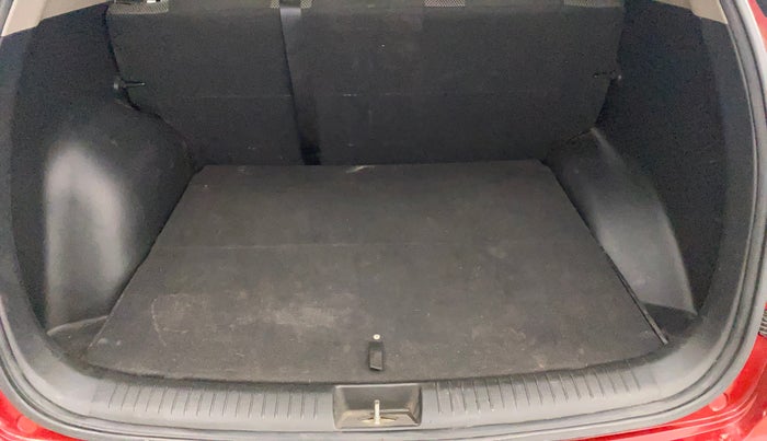 2017 Hyundai Creta E 1.6 PETROL, Petrol, Manual, 42,969 km, Boot Inside