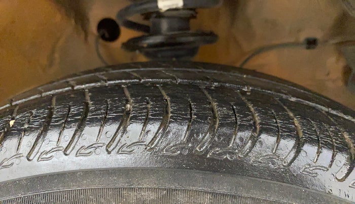 2020 Maruti S PRESSO VXI+, Petrol, Manual, 33,331 km, Right Front Tyre Tread