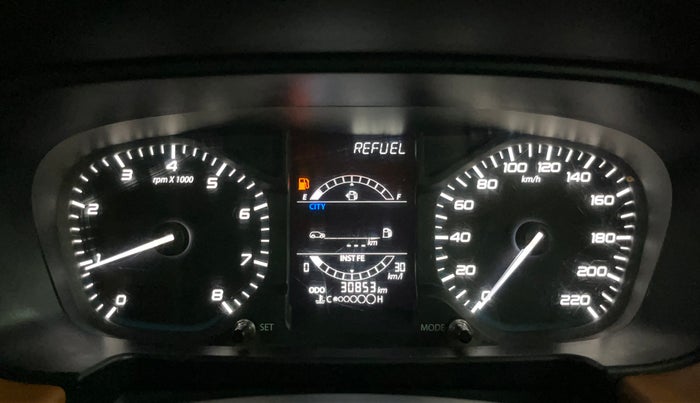 2022 Tata PUNCH PURE MT, Petrol, Manual, 30,844 km, Odometer Image