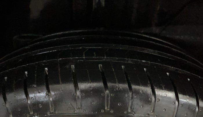 2022 Tata PUNCH PURE MT, Petrol, Manual, 30,844 km, Right Rear Tyre Tread