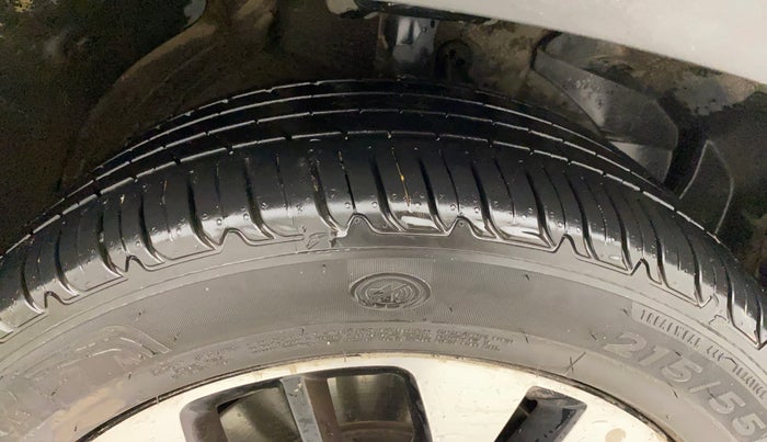 2021 MG HECTOR SHARP 1.5 PETROL CVT, Petrol, Automatic, 38,523 km, Right Front Tyre Tread