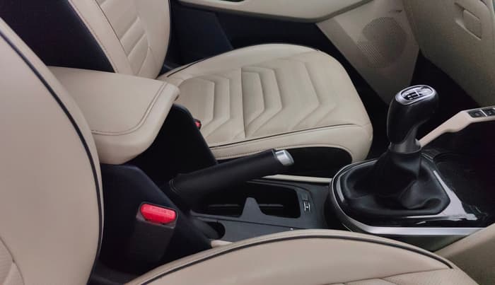 2023 KIA CARENS LUXURY PLUS IMT 1.5 DIESEL IMT, Diesel, Manual, 80,720 km, Gear Lever
