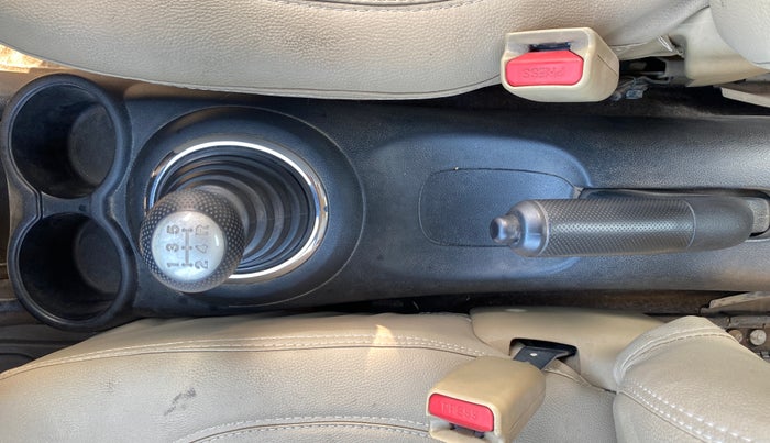 2015 Honda Brio S MT, Petrol, Manual, 53,299 km, Gear Lever