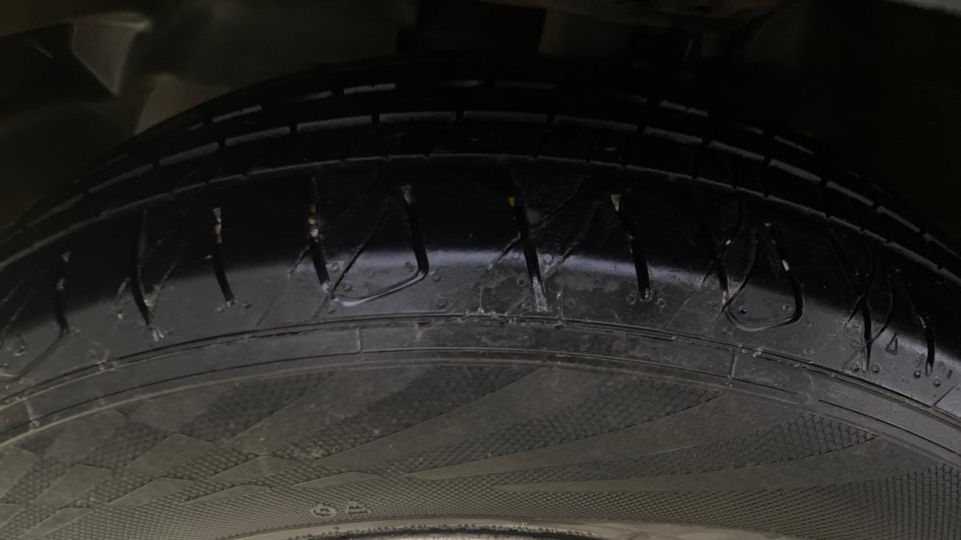 2019 Tata Harrier XZ 2.0L, Diesel, Manual, 97,062 km, Left Front Tyre Tread