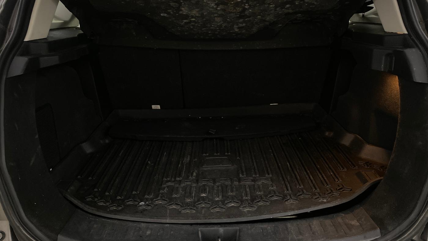2019 Tata Harrier XZ 2.0L, Diesel, Manual, 97,062 km, Boot Inside