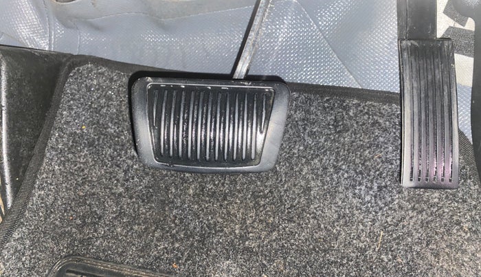 2012 Hyundai i20 SPORTZ 1.4 AT, Petrol, Automatic, 1,03,918 km, Pedals