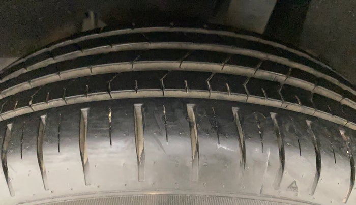 2021 Toyota Glanza G, Petrol, Manual, 5,746 km, Left Rear Tyre Tread