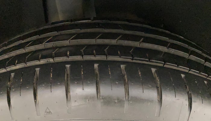 2021 Toyota Glanza G, Petrol, Manual, 5,746 km, Right Rear Tyre Tread