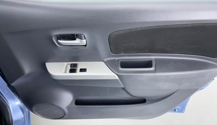 2010 Maruti Wagon R 1.0 LXI, Petrol, Manual, 48,998 km, Driver Side Door Panels Control
