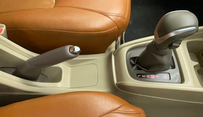 2019 Maruti Ertiga ZXI SMART HYBRID AT, Petrol, Automatic, 46,354 km, Gear Lever