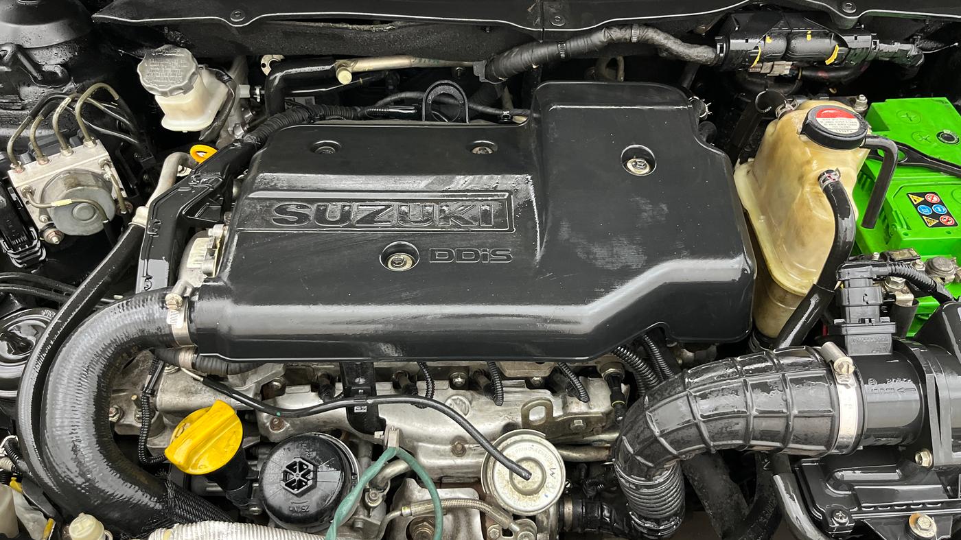 2016 Maruti Ciaz VDI+ SHVS, Diesel, Manual, 68,244 km, Engine View