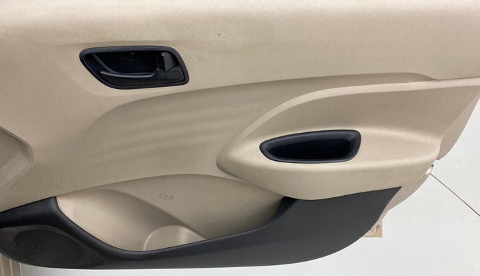 2021 Hyundai NEW SANTRO 1.1 ERA EXICUTIVE, Petrol, Manual, 28,614 km, Driver Side Door Panels Control