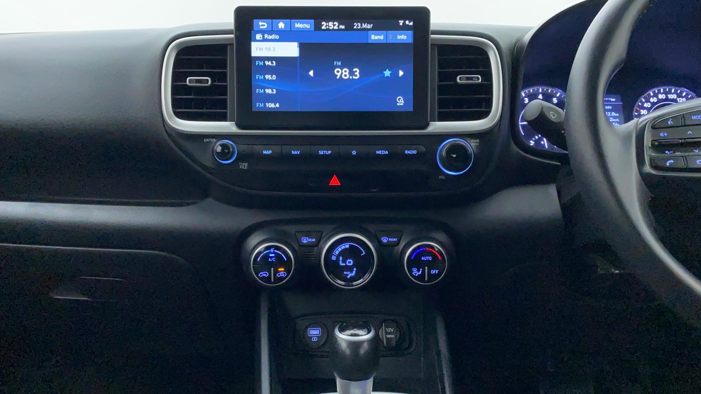 2019 Hyundai VENUE 1.0 TURBO GDI SX+ AT, Petrol, Automatic, 28,245 km, Air Conditioner