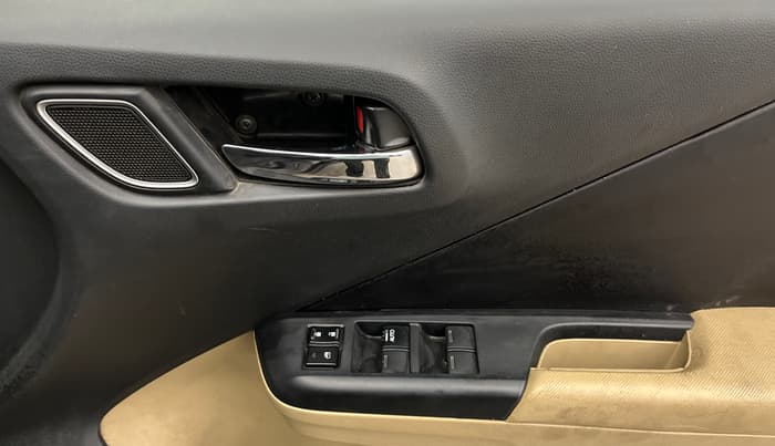 2019 Honda City 1.5L I-VTEC V MT, Petrol, Manual, 63,774 km, Driver Side Door Panels Control