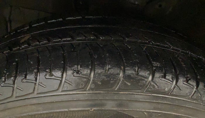 2021 Maruti New Wagon-R VXI 1.0, Petrol, Manual, 33,232 km, Left Front Tyre Tread