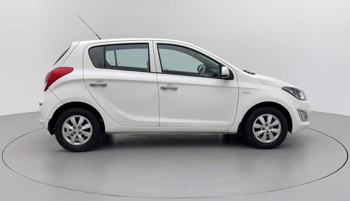 2013 Hyundai i20 SPORTZ 1.2, Petrol, Manual, 82,495 km, Right Side View