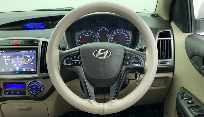 2013 Hyundai i20 SPORTZ 1.2, Petrol, Manual, 82,495 km, Steering Wheel Close Up