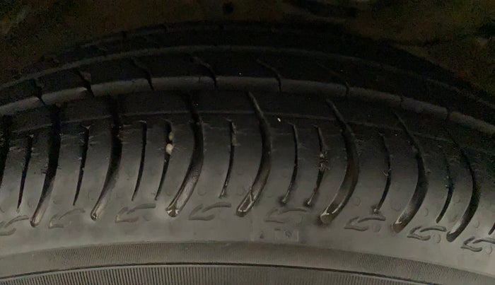 2021 Maruti S PRESSO VXI+, Petrol, Manual, 11,271 km, Right Rear Tyre Tread