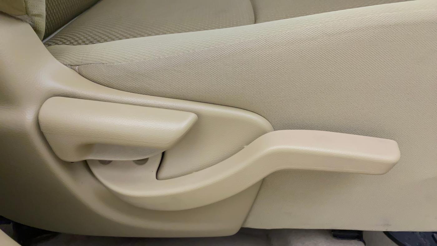 2015 Honda Brio VX AT, Petrol, Automatic, 36,905 km, Driver Side Adjustment Panel