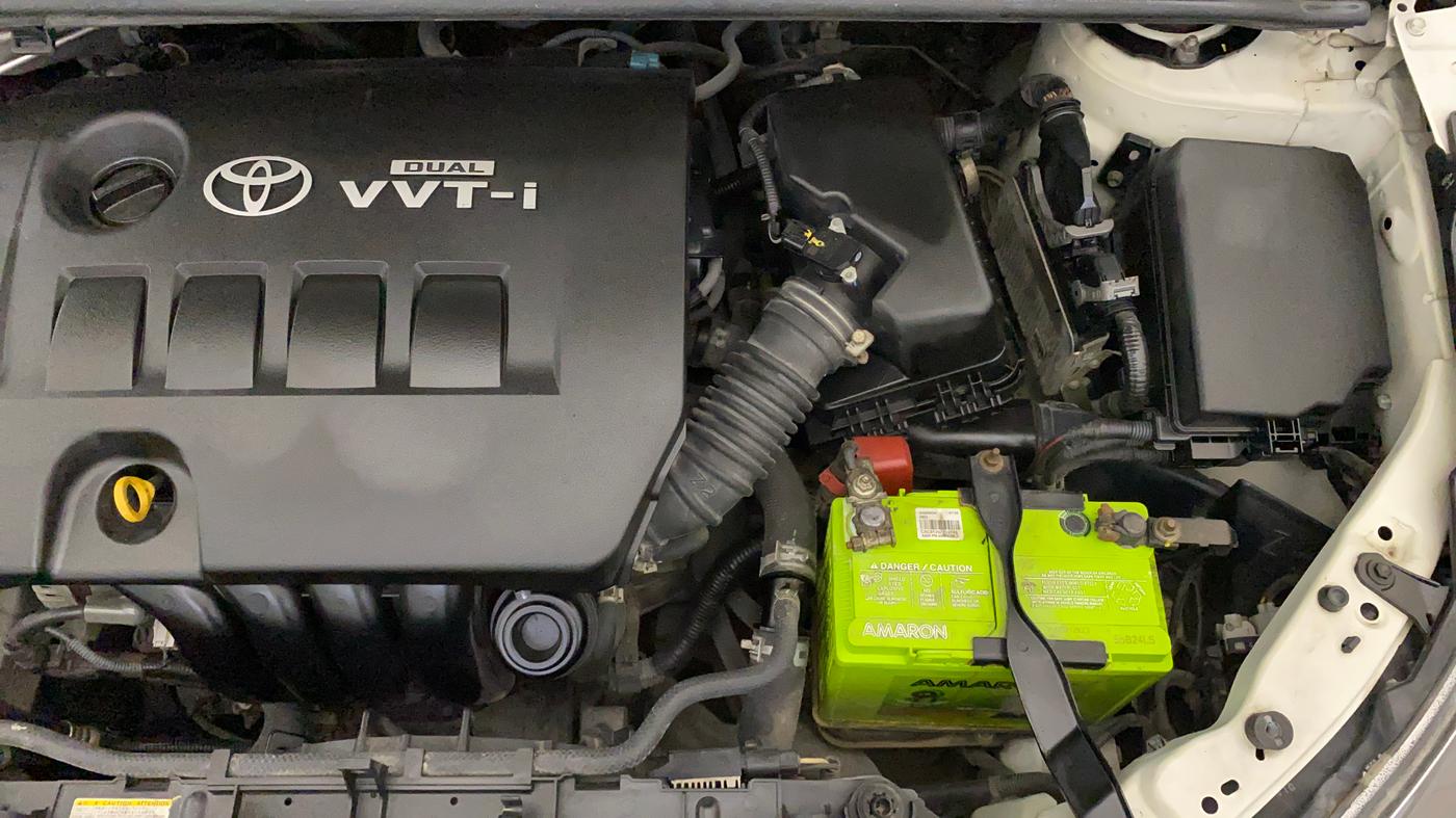 2015 Toyota Corolla Altis VL CVT PETROL, Petrol, Automatic, 1,12,439 km, Engine View - Left