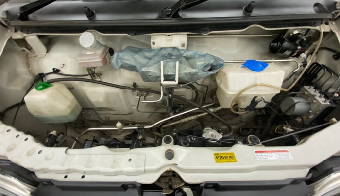2020 Maruti Eeco 5 STR CNG WITH AC PLUSHTR, CNG, Manual, 29,492 km, Open Bonet