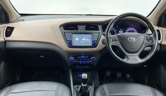 2017 Hyundai Elite i20 ASTA 1.2 (O), Petrol, Manual, 27,575 km, Dashboard