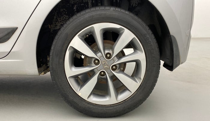 2017 Hyundai Elite i20 ASTA 1.2 (O), Petrol, Manual, 27,575 km, Left Rear Wheel