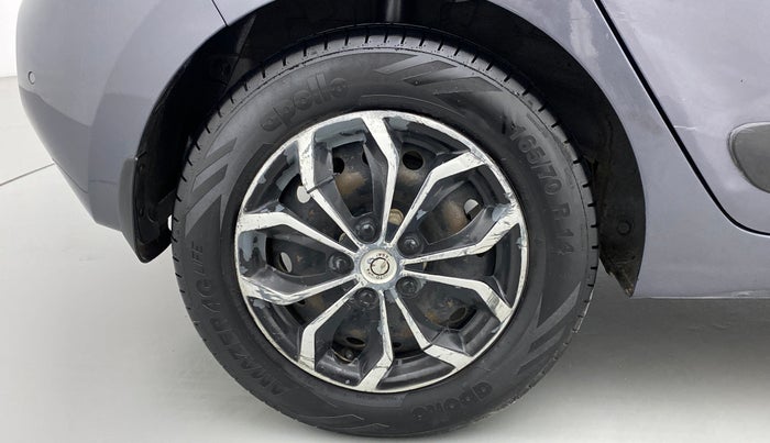 2017 Hyundai Grand i10 SPORTZ 1.2 KAPPA VTVT, CNG, Manual, 51,075 km, Right Rear Wheel