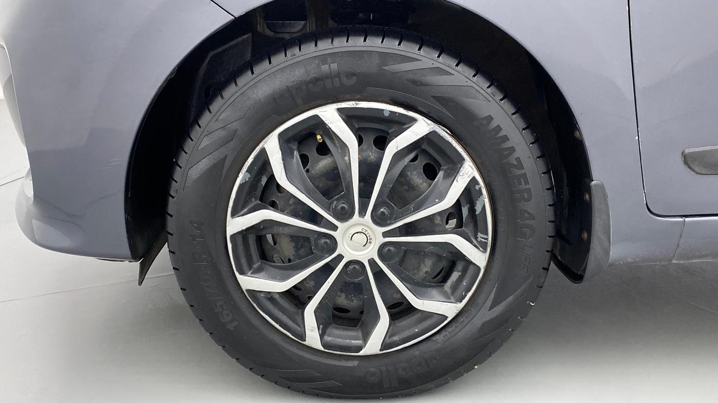 2017 Hyundai Grand i10 SPORTZ 1.2 KAPPA VTVT, CNG, Manual, 51,075 km, Left Front Wheel