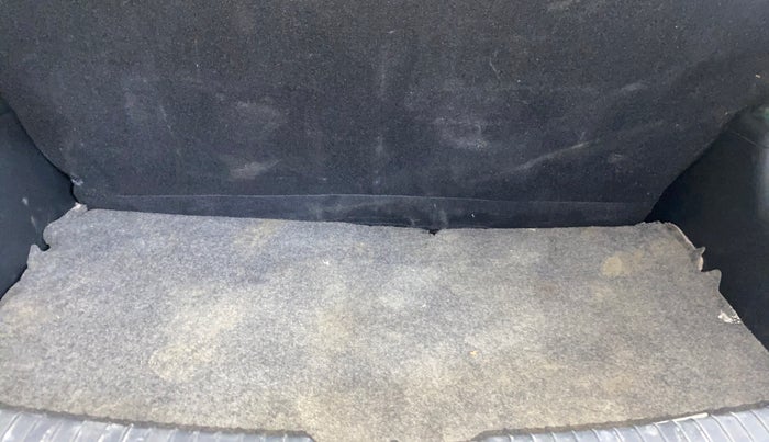 2016 Hyundai Grand i10 SPORTZ 1.2 KAPPA VTVT, Petrol, Manual, 30,878 km, Boot Inside