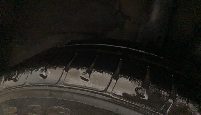 2016 Hyundai Grand i10 SPORTZ 1.2 KAPPA VTVT, Petrol, Manual, 30,878 km, Left Rear Tyre Tread