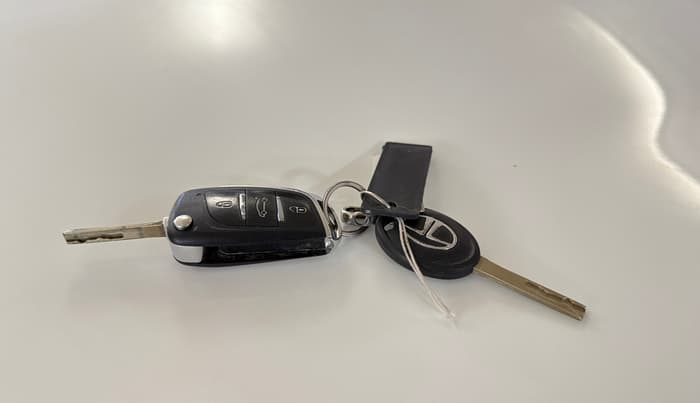 2022 Tata PUNCH PURE MT, Petrol, Manual, 72,160 km, Key Close Up