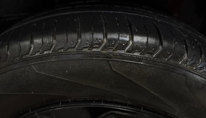 2022 Tata PUNCH PURE MT, Petrol, Manual, 72,160 km, Left Rear Tyre Tread