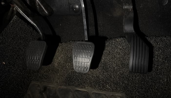 2022 Tata PUNCH PURE MT, Petrol, Manual, 72,160 km, Pedals