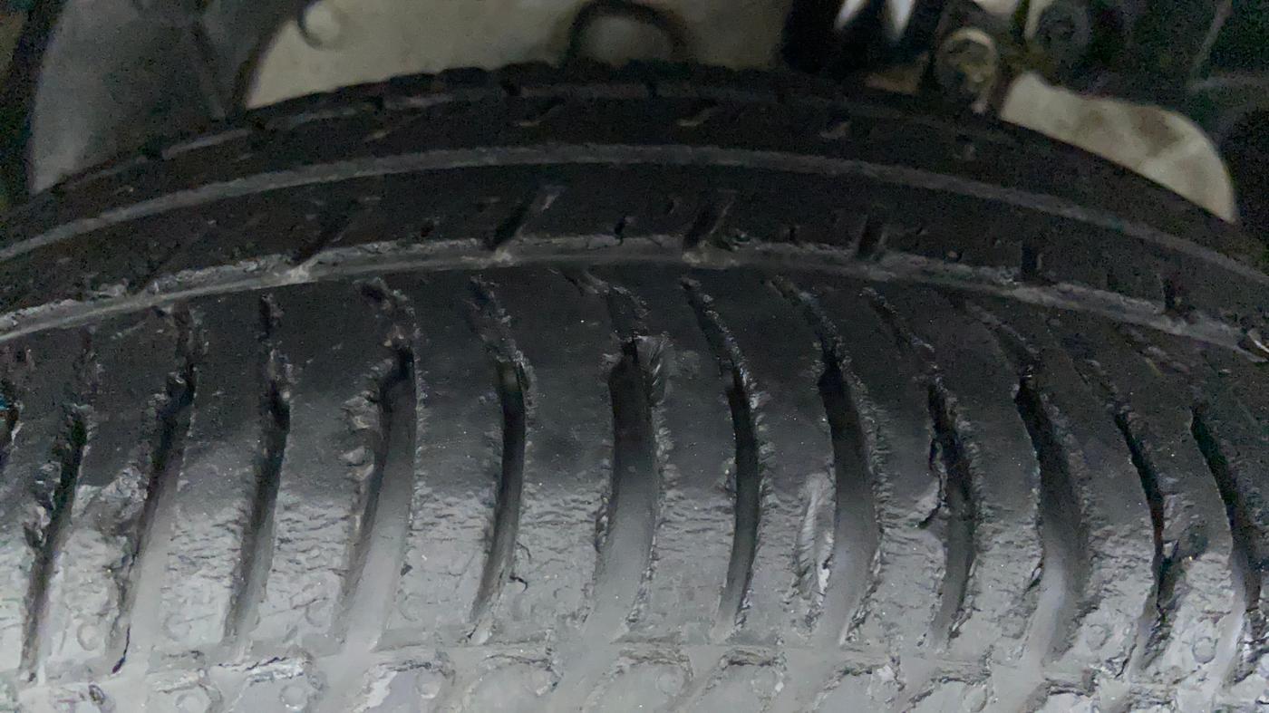 2017 Ford Ecosport TREND 1.5L PETROL, Petrol, Manual, 55,046 km, Left Front Tyre Tread