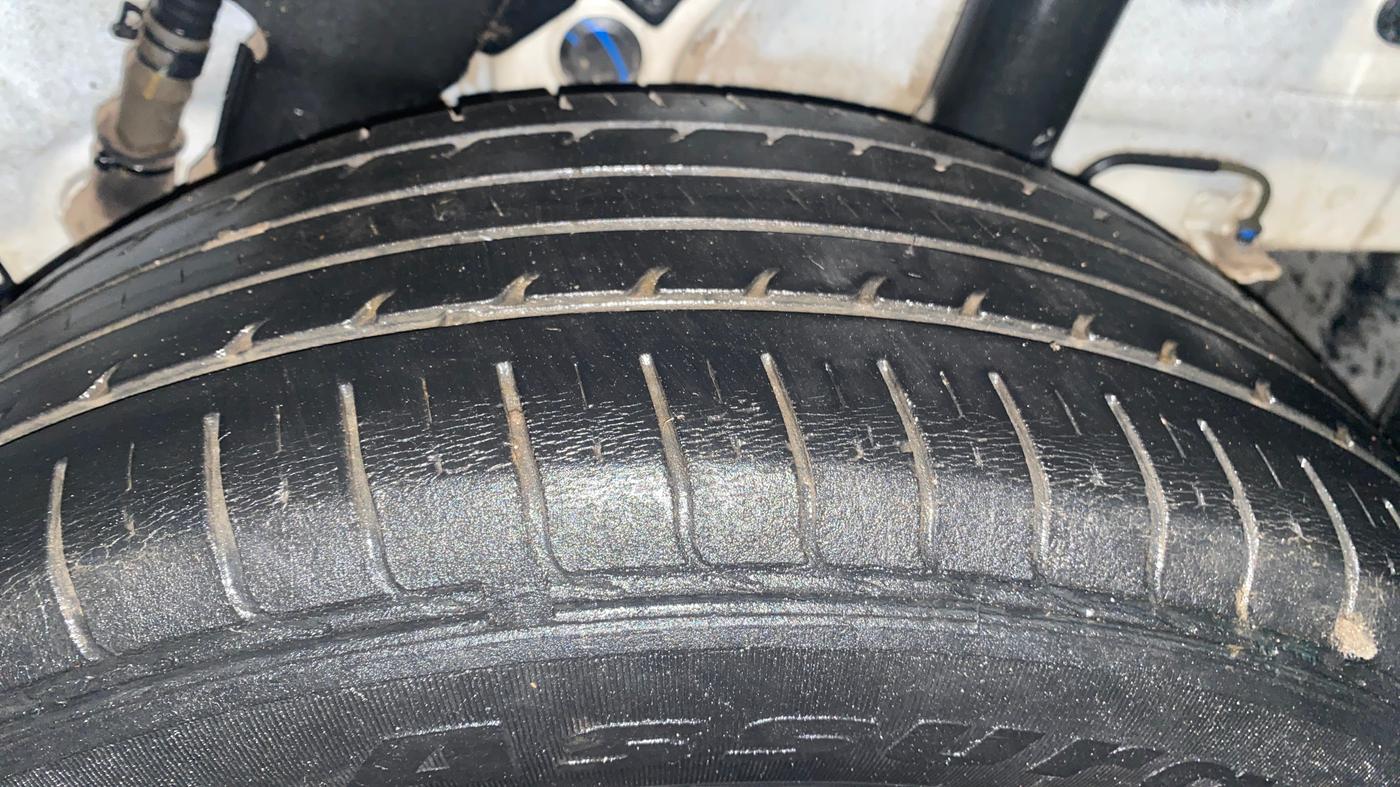 2021 Hyundai VENUE S 1.2, Petrol, Manual, 33,793 km, Left Rear Tyre Tread