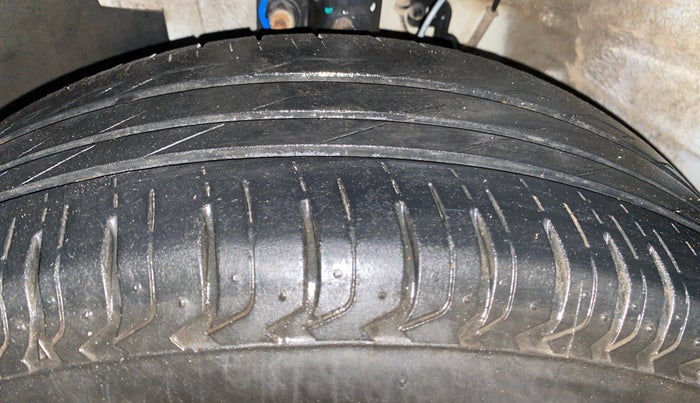 2021 Hyundai VENUE S 1.2, Petrol, Manual, 33,793 km, Left Front Tyre Tread