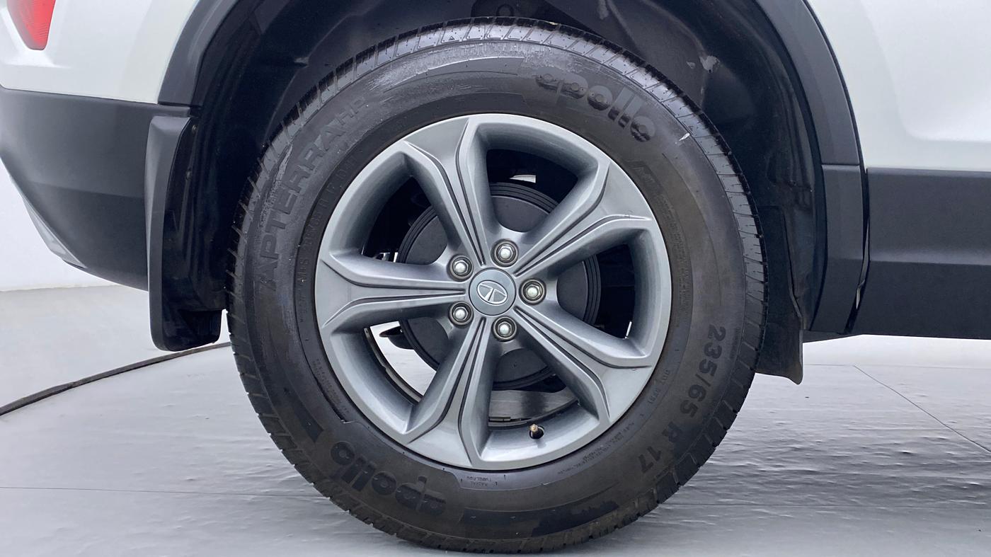 2021 Tata Harrier XZ DUAL TONE, Diesel, Manual, 10,482 km, Right Rear Wheel