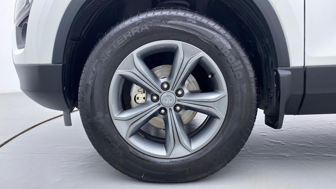 2021 Tata Harrier XZ DUAL TONE, Diesel, Manual, 10,482 km, Left Front Wheel