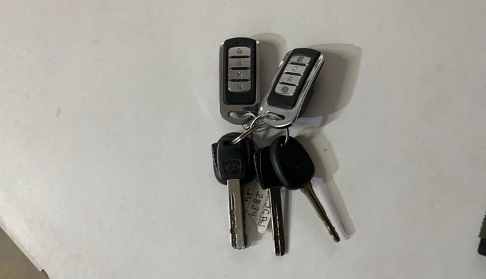 2014 Hyundai i10 MAGNA 1.1, Petrol, Manual, 46,623 km, Key Close Up