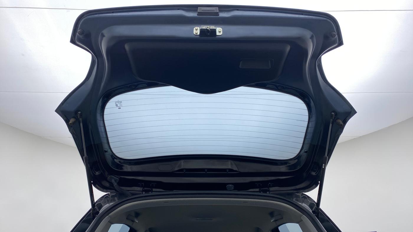 2022 Hyundai GRAND I10 NIOS SPORTZ 1.2 KAPPA VTVT DUAL TONE, Petrol, Manual, 9,384 km, Boot Door Open