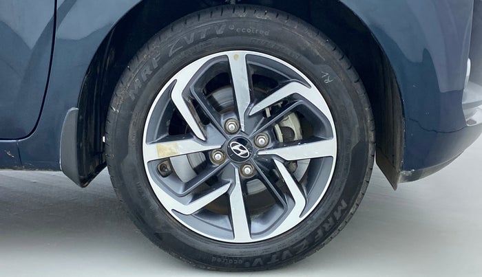 2022 Hyundai GRAND I10 NIOS SPORTZ 1.2 KAPPA VTVT DUAL TONE, Petrol, Manual, 9,384 km, Right Front Wheel