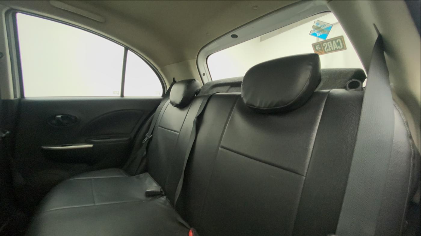 2017 Nissan Micra Active XV, CNG, Manual, 62,007 km, Right Side Rear Door Cabin