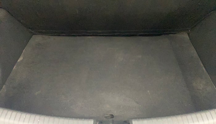 2019 Hyundai Grand i10 SPORTZ 1.2 KAPPA VTVT, Petrol, Manual, 37,199 km, Boot Inside