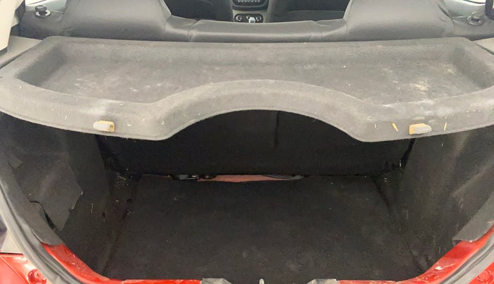 2017 Tata Tiago XZA PETROL, Petrol, Automatic, 33,540 km, Boot Inside